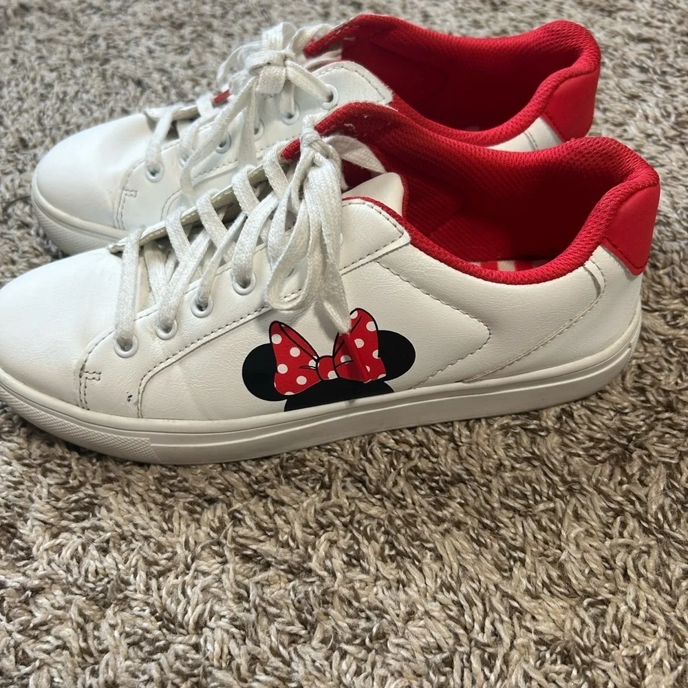 Disney Minnie Mouse Ladies Character Court Sneakers Size 8. Vaca Family Cruise